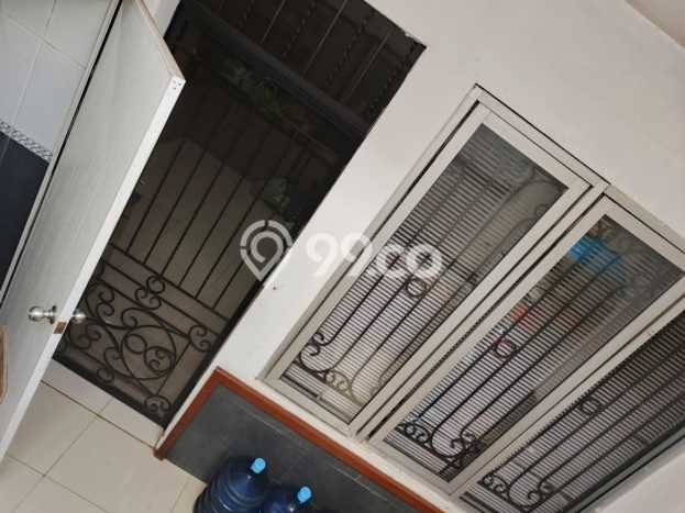 Dijual Rumah 5 Kamar Lokasi Ideal Nyaman dan Strategis di Batununggal Dijual Rumah 5 Kamar Lokasi Ideal Nyaman dan Strategis di Batununggal