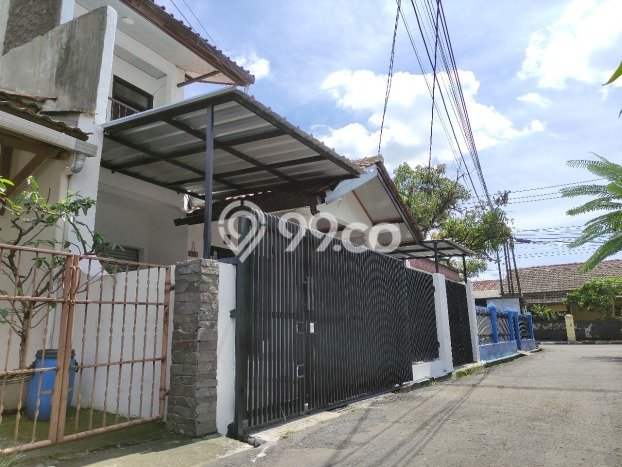 INVESTASI TEPAT! Rumah di Gede Bage, LT 104m2m² LB 120m2m² INVESTASI TEPAT! Rumah di Gede Bage, LT 104m2m² LB 120m2m²