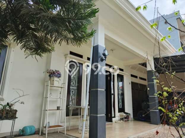 Dijual Rumah 5 Kamar Lokasi Ideal Nyaman dan Strategis di Batununggal Dijual Rumah 5 Kamar Lokasi Ideal Nyaman dan Strategis di Batununggal