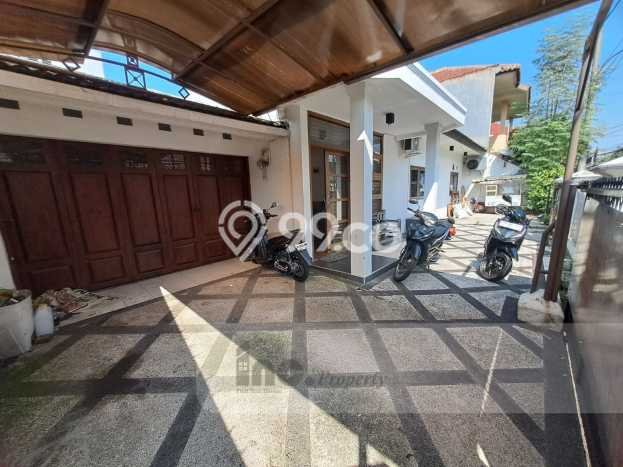 Rumah LT 299m2m² di Buah Batu, Bandung - Lokasi Strategis Rumah LT 299m2m² di Buah Batu, Bandung - Lokasi Strategis