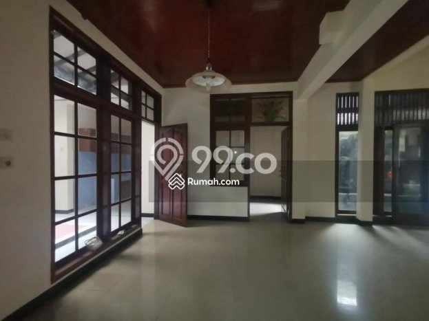 Rumah Mewah Dijual LT 260m2 di Antapani, Bandung Rumah Mewah Dijual LT 260m2 di Antapani, Bandung