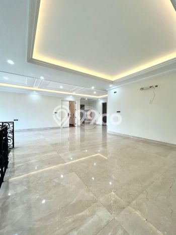 Ready to Use! Luxury House LT 627m2 Desain Elegan di Pondok Indah Ready to Use! Luxury House LT 627m2 Desain Elegan di Pondok Indah