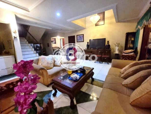 Dijual Rumah Mewah Elegan Dengan View Eksklusif di Sektor 7-Bintaro, Tangerang Selatan Dijual Rumah Mewah Elegan Dengan View Eksklusif di Sektor 7-Bintaro, Tangerang Selatan