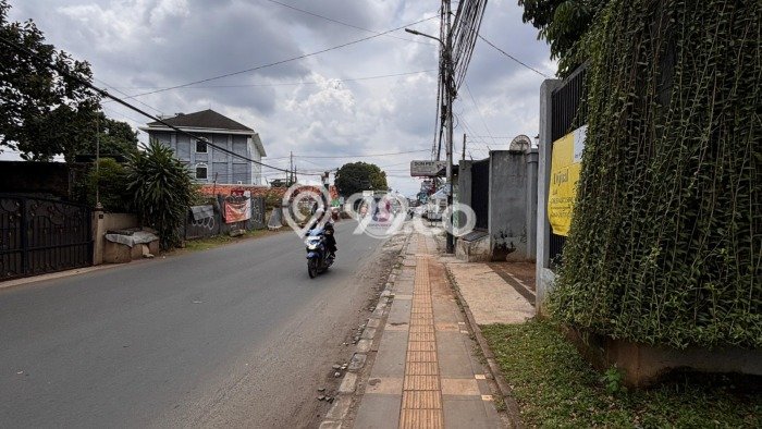 Tanah Dijual Lokasi Strategis di Tangerang Selatan dengan Luas 490m2 Tanah Dijual Lokasi Strategis di Tangerang Selatan dengan Luas 490m2