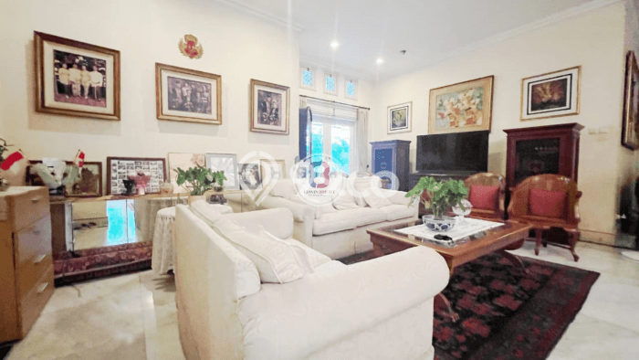 Rumah Luxury Modern Siap Huni di Kemang Jakarta Selatan Rumah Luxury Modern Siap Huni di Kemang Jakarta Selatan