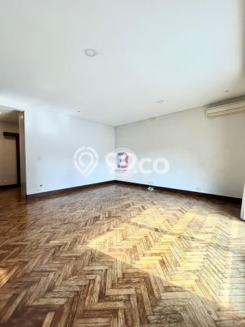 Ready to Use! Luxury House LT 582m2 Desain Modern di Pondok Indah Ready to Use! Luxury House LT 582m2 Desain Modern di Pondok Indah