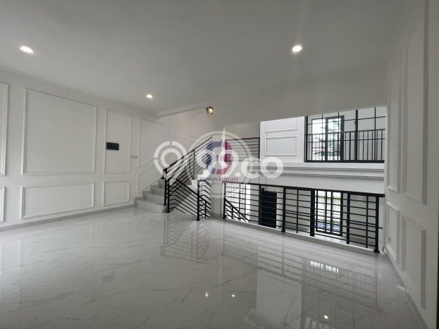 Dijual Rumah Mewah Megah Dengan View Cantik di Bintaro, Tangerang Selatan Dijual Rumah Mewah Megah Dengan View Cantik di Bintaro, Tangerang Selatan