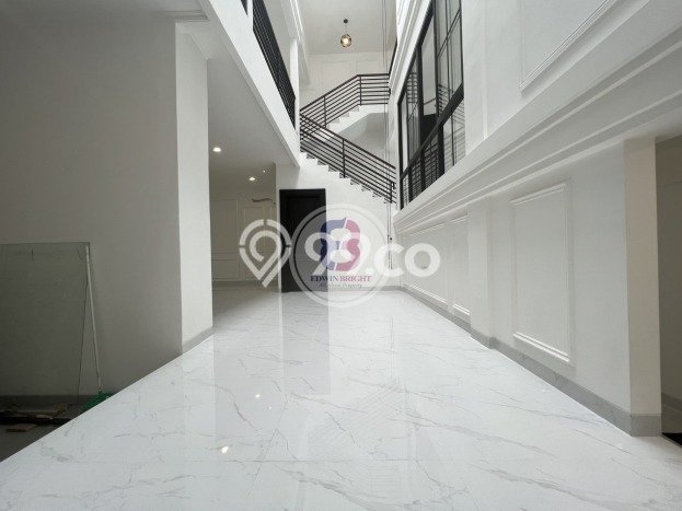 Dijual Rumah Mewah Megah Dengan View Cantik di Bintaro, Tangerang Selatan Dijual Rumah Mewah Megah Dengan View Cantik di Bintaro, Tangerang Selatan