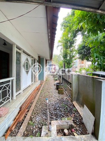Ready to Use! Luxury House LT 180m2 Desain Modern di Bintaro Ready to Use! Luxury House LT 180m2 Desain Modern di Bintaro