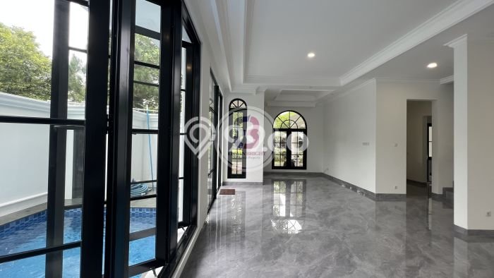 Hunian Elit LB 266m2 Siap Pakai Desain Elegan di Pondok Indah, Jakarta Selatan Hunian Elit LB 266m2 Siap Pakai Desain Elegan di Pondok Indah, Jakarta Selatan