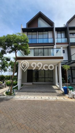 Disewakan! Rumah 4 Kamar Tidur &
4 Kamar Mandi di Pantai Indah Kapuk, Jakarta Utara Disewakan! Rumah 4 Kamar Tidur &
4 Kamar Mandi di Pantai Indah Kapuk, Jakarta Utara