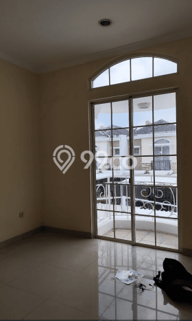 Rumah sewa siap pakai 3 KT di Green Lake City, Jakarta Barat Rumah sewa siap pakai 3 KT di Green Lake City, Jakarta Barat