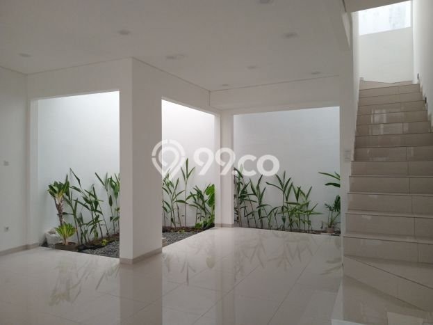Dijual Hunian Rumah Nyaman 3 KT di Meruya, Jakarta Barat Dijual Hunian Rumah Nyaman 3 KT di Meruya, Jakarta Barat