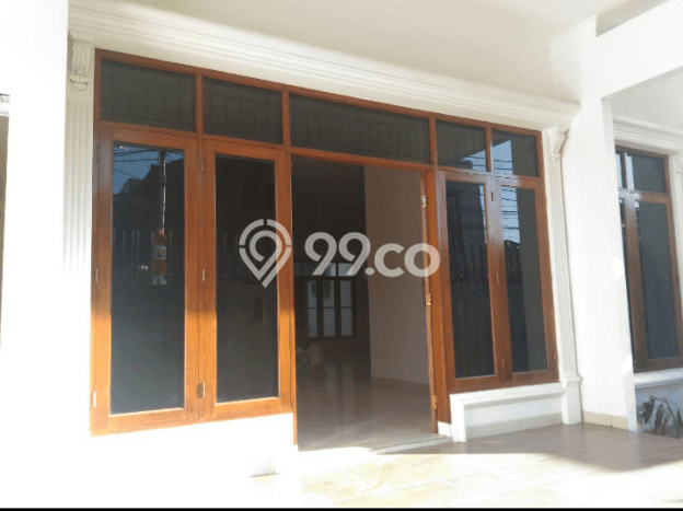 Rumah Cantik Siap Huni Di Kebayoran Baru Luas 320m2 Aman Rumah Cantik Siap Huni Di Kebayoran Baru Luas 320m2 Aman