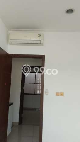 Rumah Disewakan Jakarta Barat LT 60m2 LB 90m2 Area Green Lake City Rumah Disewakan Jakarta Barat LT 60m2 LB 90m2 Area Green Lake City