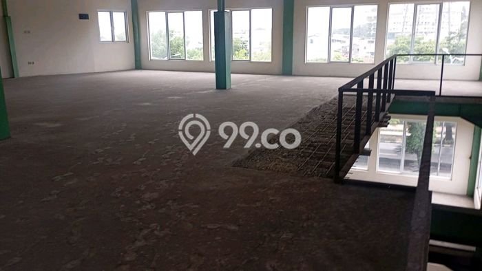 Unit Gudang Disewakan di Cengkareng Barat di Area Ramai & Strategis Unit Gudang Disewakan di Cengkareng Barat di Area Ramai & Strategis