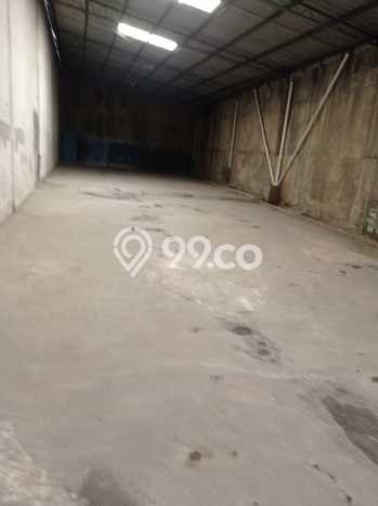 Gudang Disewa di Jakarta Barat dengan LB 1425m2 Area Komersial Ramai Gudang Disewa di Jakarta Barat dengan LB 1425m2 Area Komersial Ramai