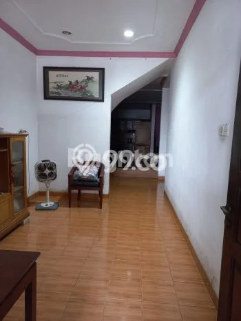 Rumah Modern 3 KT di Taman Kota Jakarta Barat Semi Furnished Rumah Modern 3 KT di Taman Kota Jakarta Barat Semi Furnished
