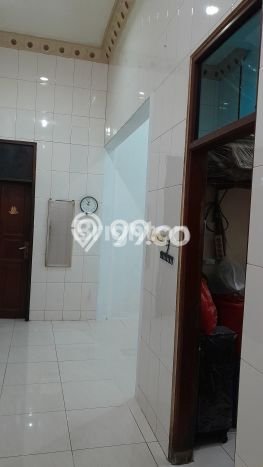 LOKASI STRATEGIS! Ruko Kawasan Tambora, Luas 120m², Kawasan Komersial LOKASI STRATEGIS! Ruko Kawasan Tambora, Luas 120m², Kawasan Komersial