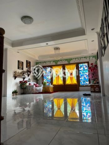 Dijual! Ruko di Jelambar Jakarta Barat LT 82m2 / LB 380m2 Kawasan Strategis Dijual! Ruko di Jelambar Jakarta Barat LT 82m2 / LB 380m2 Kawasan Strategis