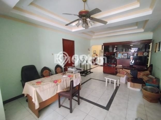 Rumah Modern 3 Kamar LT 160m2 di Taman Kota Rumah Modern 3 Kamar LT 160m2 di Taman Kota