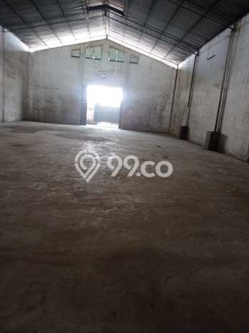 Gudang Disewa di Jakarta Barat dengan LB 1425m2 Area Komersial Ramai Gudang Disewa di Jakarta Barat dengan LB 1425m2 Area Komersial Ramai