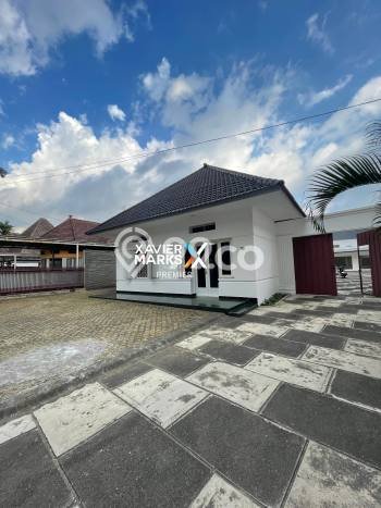Lokasi strategis! Rumah siap huni disewakan di Klojen LB 500m2 Lokasi strategis! Rumah siap huni disewakan di Klojen LB 500m2