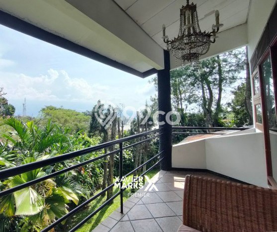 Siap Huni Hunian Elit 4 Kamar di Batu Dekat ke Mana Pun Siap Huni Hunian Elit 4 Kamar di Batu Dekat ke Mana Pun