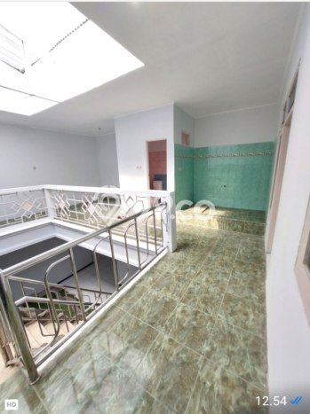 Rumah Modern 5 KT LT 150m2 di Sulfat Rumah Modern 5 KT LT 150m2 di Sulfat