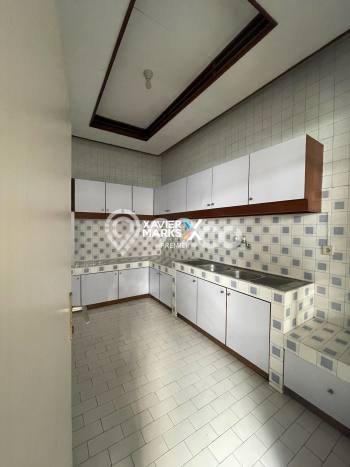 Lokasi strategis! Rumah siap huni disewakan di Klojen LB 500m2 Lokasi strategis! Rumah siap huni disewakan di Klojen LB 500m2