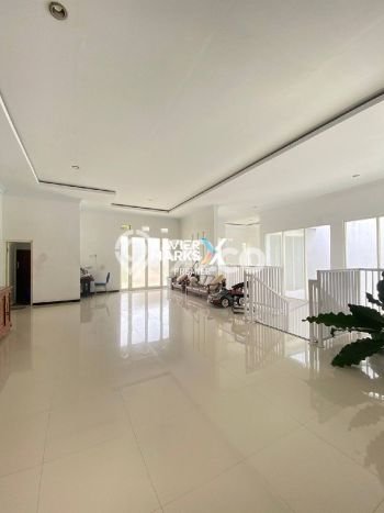 Hunian Cantik Modern Lb 390m2 di Kedungkandang, Malang Hunian Cantik Modern Lb 390m2 di Kedungkandang, Malang
