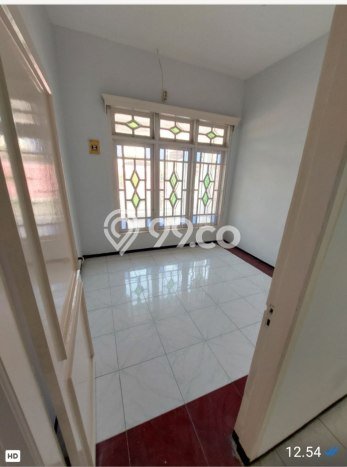 Rumah Modern 5 KT LT 150m2 di Sulfat Rumah Modern 5 KT LT 150m2 di Sulfat