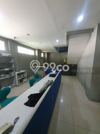 Ruko Paling Dicari LB 477m2 Dijual di Cengkareng Ruko Paling Dicari LB 477m2 Dijual di Cengkareng