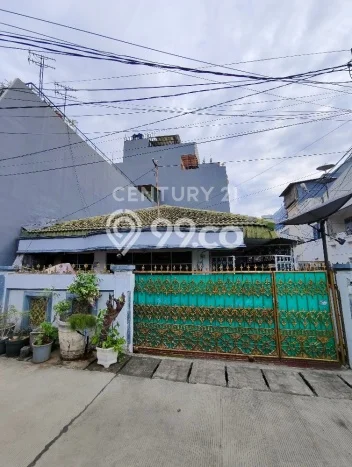 Rumah Elit LB 215m2 Siap Pakai Desain Elegan di Angke, Jakarta Barat Rumah Elit LB 215m2 Siap Pakai Desain Elegan di Angke, Jakarta Barat