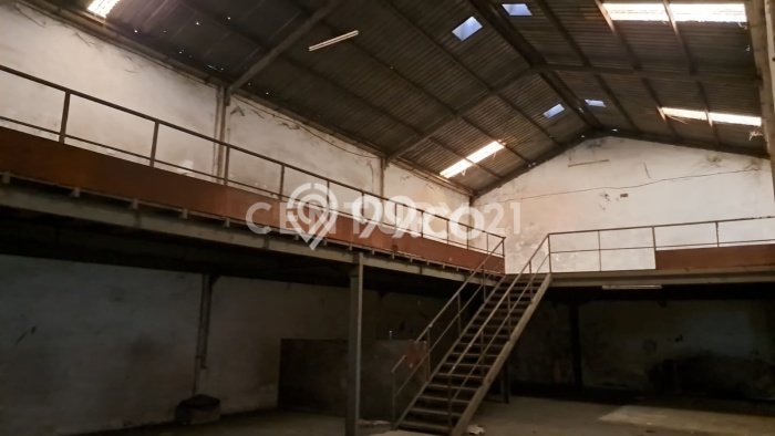 Unit Gudang Dijual di Tangerang LT 829m2 & LB 1200m2 Unit Gudang Dijual di Tangerang LT 829m2 & LB 1200m2