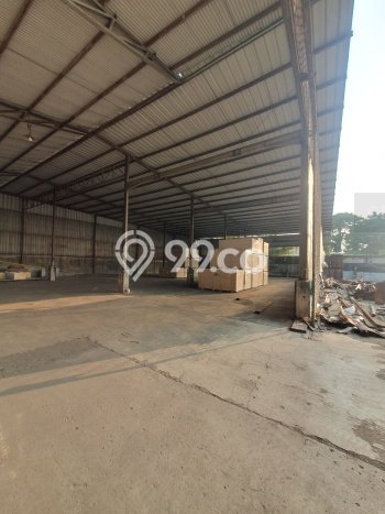 Unit Gudang Disewakan di Daan Mogot di Area Ramai & Strategis Unit Gudang Disewakan di Daan Mogot di Area Ramai & Strategis