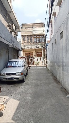 Hunian Mewah Siap Huni LT 135m2 di Penjaringan, Jakarta Utara Hunian Mewah Siap Huni LT 135m2 di Penjaringan, Jakarta Utara