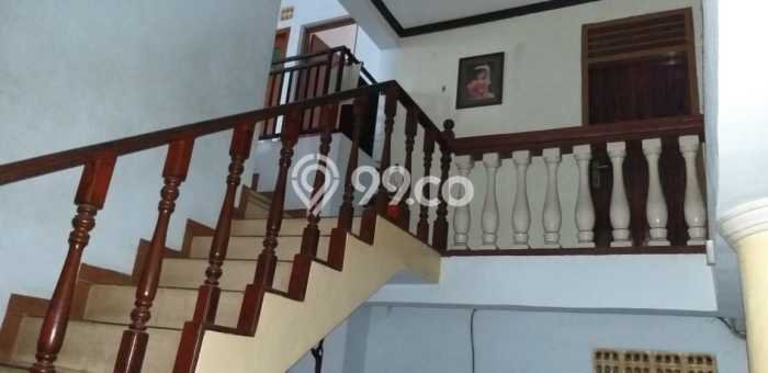 Rumah Eksklusif Siap Huni LT 192m2 di Tambora, Jakarta Barat Rumah Eksklusif Siap Huni LT 192m2 di Tambora, Jakarta Barat