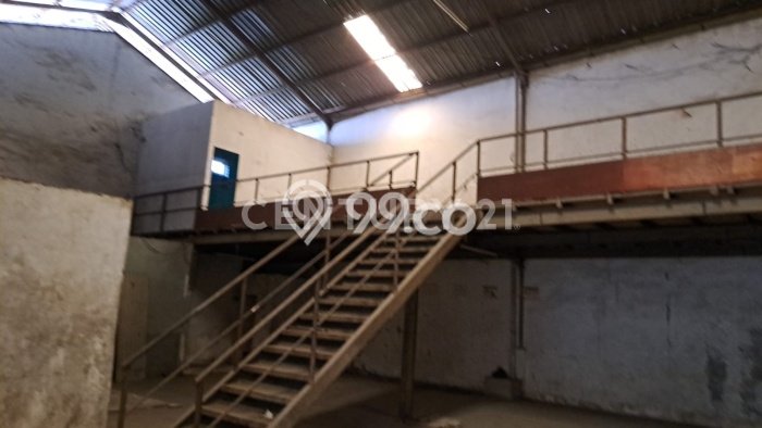 Unit Gudang Dijual di Tangerang LT 829m2 & LB 1200m2 Unit Gudang Dijual di Tangerang LT 829m2 & LB 1200m2