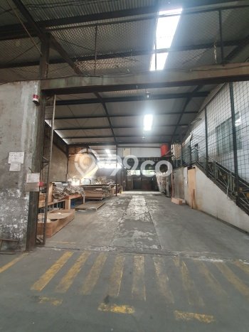 Unit Gudang Disewakan di Daan Mogot di Area Ramai & Strategis Unit Gudang Disewakan di Daan Mogot di Area Ramai & Strategis