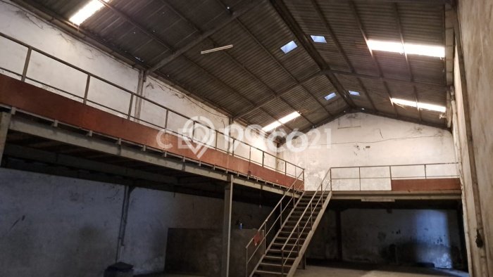 Unit Gudang Dijual di Tangerang LT 829m2 & LB 1200m2 Unit Gudang Dijual di Tangerang LT 829m2 & LB 1200m2