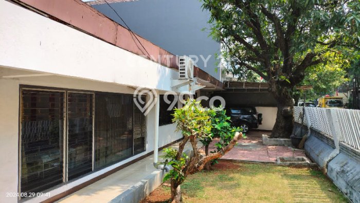 Rumah Elit Modern Tanpa Renovasi di Pluit Jakarta Utara Rumah Elit Modern Tanpa Renovasi di Pluit Jakarta Utara