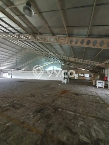 Pabrik disewakan lokasi strategis Karawaci Tangerang 12000m2 Pabrik disewakan lokasi strategis Karawaci Tangerang 12000m2