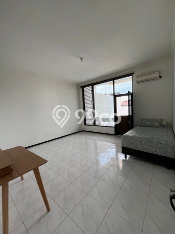 Dijual Rumah Luas Megah Dengan View Cantik di Dharma Husada, Surabaya Dijual Rumah Luas Megah Dengan View Cantik di Dharma Husada, Surabaya