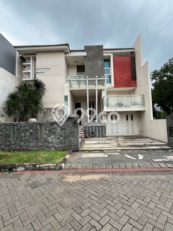 Rumah Elit LB 300m2 Siap Pakai Desain Elegan di Pakuwon CIty, Surabaya Rumah Elit LB 300m2 Siap Pakai Desain Elegan di Pakuwon CIty, Surabaya