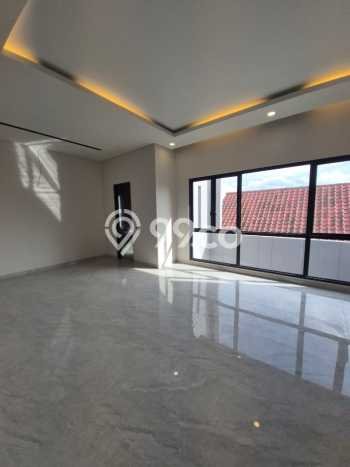 Ready to Use! Luxury House LT 160m2 Desain Elegan di Citraland Ready to Use! Luxury House LT 160m2 Desain Elegan di Citraland