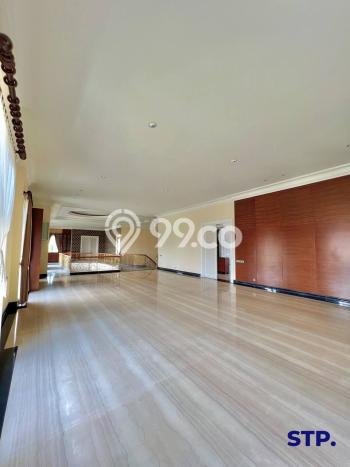Rumah Elit Modern Siap Huni di Mojoarum Surabaya Rumah Elit Modern Siap Huni di Mojoarum Surabaya