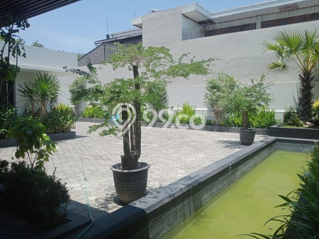 Dijual Rumah Mewah Megah Dengan View Eksklusif di Diponegoro, Surabaya Dijual Rumah Mewah Megah Dengan View Eksklusif di Diponegoro, Surabaya