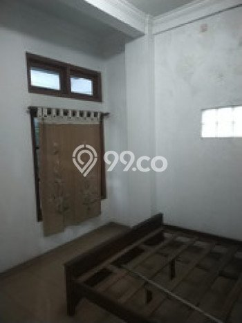 Unit Komersial Dijual di Piyungan Bantul Luas Tanah 73m2, Luas Bangunan 210m2 Unit Komersial Dijual di Piyungan Bantul Luas Tanah 73m2, Luas Bangunan 210m2