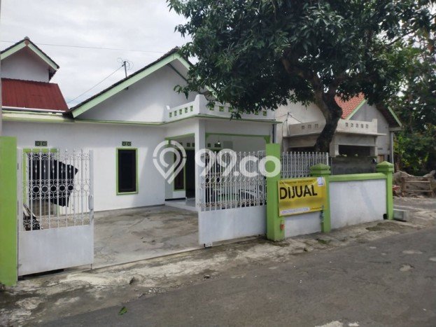 Jual Rumah Bagus Siap Huni LB 160m2 di Kalasan, Sleman Jual Rumah Bagus Siap Huni LB 160m2 di Kalasan, Sleman